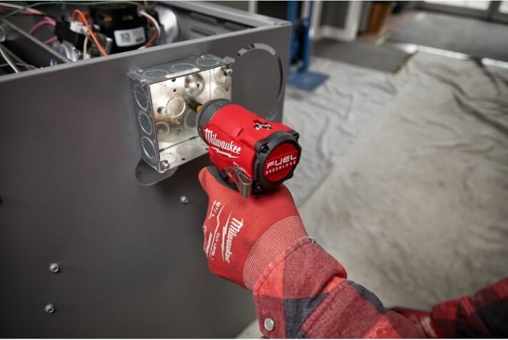 Fastening screw using the screwdriver attachment on Milwaukee M12 Fuel Impact Driver